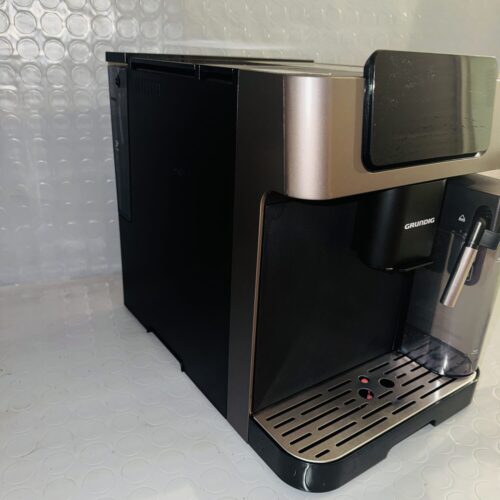 Cafetera superautomática Grundig KVA 7230