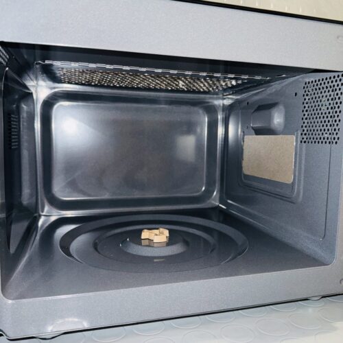 Microondas EVVO M20 Black con grill 20L 800W